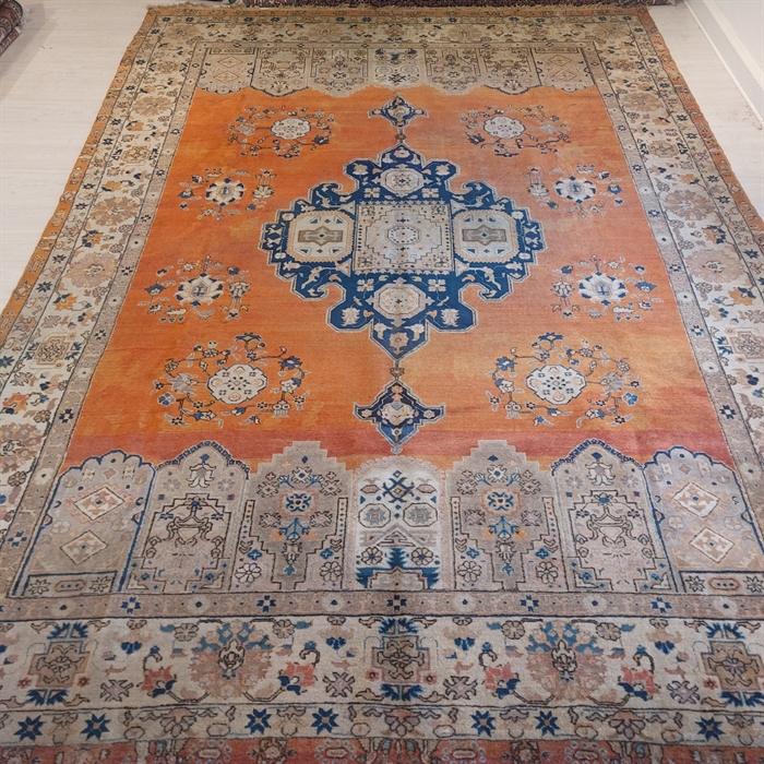 Antikt Tabriz 275x395 cm